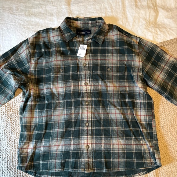 Abercrombie & Fitch Forest Plaid Button-Down Shirt - NWT Never Worn - Picture 1 of 3